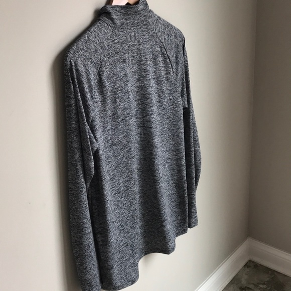 Under Armour, Men’s, Athletic Shirt, Black - Picture 8 of 8